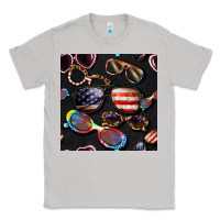 Moon Dust 4th of july glasses  seamless pattern Classic Tee - BundleAndBundleShop