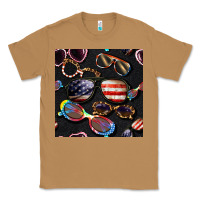 Toasted Coconut 4th of july glasses  seamless pattern Classic Tee - BundleAndBundleShop