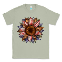 Matcha usa flag camouflage leopard sunflower Classic Tee - Artiststas