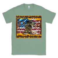 Sage westerm usa army boots Classic Tee - Artiststas