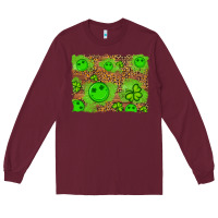 Burgundy shamrock glitter leopard and wood background Long Sleeve Tee - Artiststas