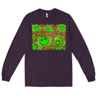 Plum shamrock glitter leopard and wood background Long Sleeve Tee - Artiststas