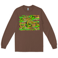 Chestnut horseshoe shamrock leopard wood glitter background Long Sleeve Tee - Artiststas