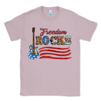 Lilac freedom rocks with guitar Classic Tee - Artiststas