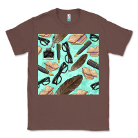 Chestnut literature seamless pattern Classic Tee - BundleAndBundleShop