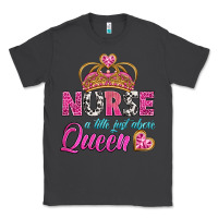 Smoke nurse a title just above queen Classic Tee - BundleAndBundleShop