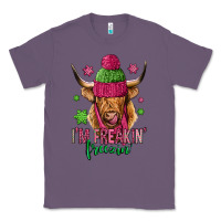 Lavender i'm freakin freezin pink christmas long haired cow Classic Tee - Jasminsmagicworld