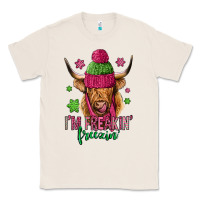 Natural i'm freakin freezin pink christmas long haired cow Classic Tee - Jasminsmagicworld