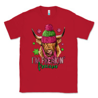 Red i'm freakin freezin pink christmas long haired cow Classic Tee - Jasminsmagicworld