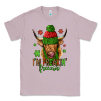 Lilac i'm freakin freezin christmas long haired cow Classic Tee - Jasminsmagicworld