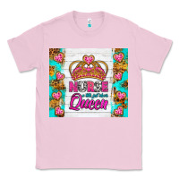 Bubblegum Pink nurse a title just above queen tumbler Classic Tee - BundleAndBundleShop