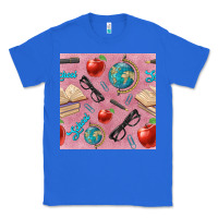 True Royal Teacher Seamless Pattern Classic Tee - BundleAndBundleShop