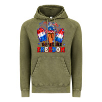 Vintage Olive 4th of July ice creams tastes like freedom Vintage Hoodie - Neo Western
