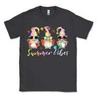 Smoke summer vibes gnomes Classic Tee - Artiststas
