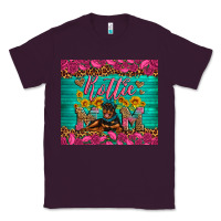 Plum Rottie mom with roses Classic Tee - Artiststas
