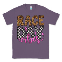 Lavender race day vibes Classic Tee - Artiststas