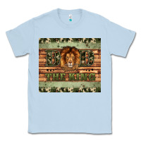Dusty Blue dad the king Classic Tee - Artiststas