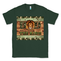 Sports Green dad the king Classic Tee - Artiststas
