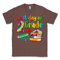 Chestnut last day of second grade Classic Tee - Artiststas