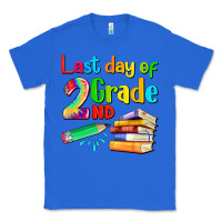 True Royal last day of second grade Classic Tee - Artiststas