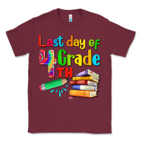 Burgundy last day of fourth grade Classic Tee - Artiststas