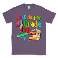 Lavender last day of fourth grade Classic Tee - Artiststas