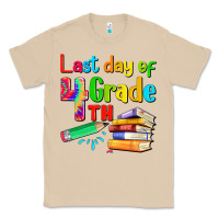 Mushroom last day of fourth grade Classic Tee - Artiststas