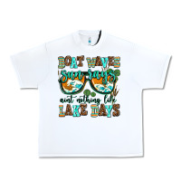 White boat waves sun rays aint nothing like lake days Urban Heavy Tee - AdoDesignShop