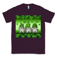 Plum st patricks gnomes Classic Tee - Jasminsmagicworld