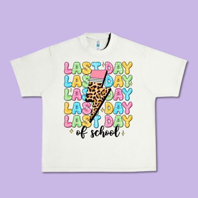 Last Day Of School Urban Heavy Tee Designed By Jahusdesignshop