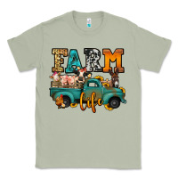 Matcha farm life farm animals truck Classic Tee - Jasminsmagicworld