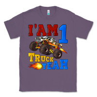 Lavender i'am one truck yeah Classic Tee - Artiststas