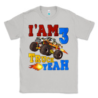 Moon Dust i'am three truck yeah Classic Tee - Artiststas