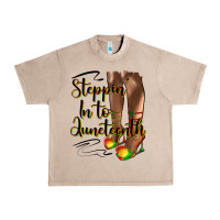French Oak steppin' in to juneteenth heels Urban Heavy Tee - HRA Design Shop
