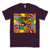 Plum skidsteer tumbler Classic Tee - Artiststas