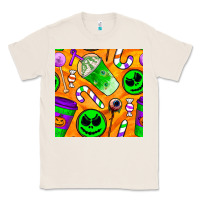 Natural halloween snacks seamless pattern Classic Tee - BundleAndBundleShop