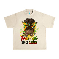 Sandshell free ish since 1865 afro messy bun Urban Heavy Tee - HRA Design Shop