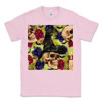 Bubblegum Pink halloween witch skull seamless pattern Classic Tee - BundleAndBundleShop