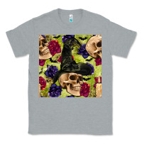 Heather Grey halloween witch skull seamless pattern Classic Tee - BundleAndBundleShop