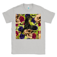 Moon Dust halloween witch skull seamless pattern Classic Tee - BundleAndBundleShop
