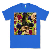 True Royal halloween witch skull seamless pattern Classic Tee - BundleAndBundleShop