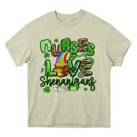 Mossy nurses love shenanigans st patricks day Heavy Core Tee - Artiststas
