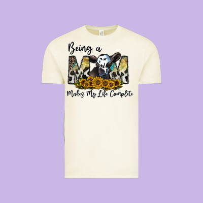 Being A Mom Makes My Life Complate Vintage Tee Designed By Cowhidedigitalart