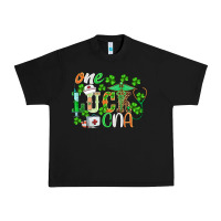 Black st.patricks one lucky cna  nurse Urban Heavy Tee - BarkalooDesign