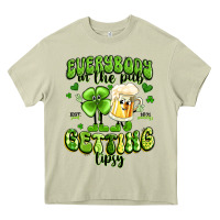 Mossy everybody in the pub getting tipsy artiststas Heavy Core Tee - Artiststas