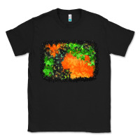 Black halloween mystic symbol background Classic Tee - BundleAndBundleShop