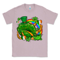Lilac st patricks lips with horseshoe rainbow and shamrocks Classic Tee - AdoDesignShop