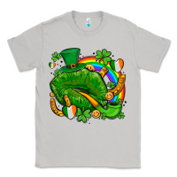 Moon Dust st patricks lips with horseshoe rainbow and shamrocks Classic Tee - AdoDesignShop