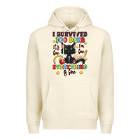 Sandshell i survived 100 days it's fine i'm fine Premium Hoodie - Artiststas