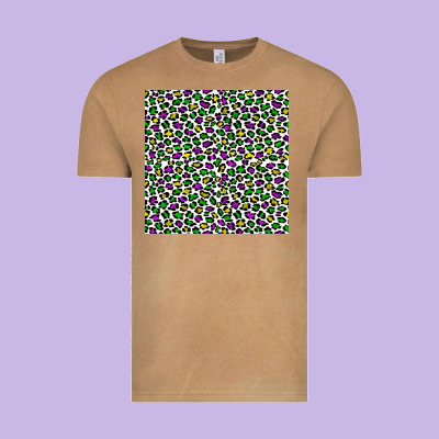 Mardi Gras Leopard  Seamless Pattern Vintage Tee Designed By Fadigitalartstudio